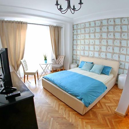 Color Apartments Blanari Street Bucharest Exterior photo