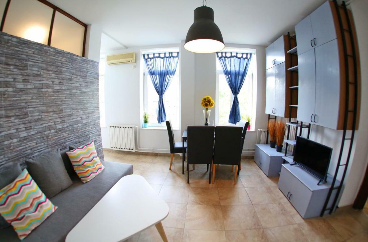 Color Apartments Blanari Street Bucharest Exterior photo